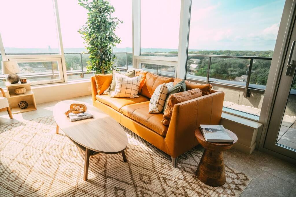 New Luxury 2Br Penthouse Apt In Central Halifax Exterior foto
